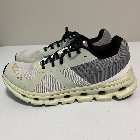 On Running Athletic Shoes in White and Gray - Picture 6 of 16